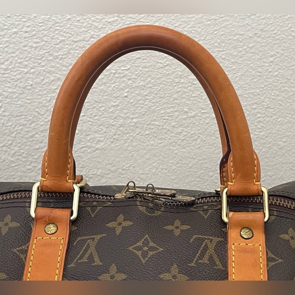 LOUIS VUITTON Monogram Keepal 50 - Picture 10 of 16